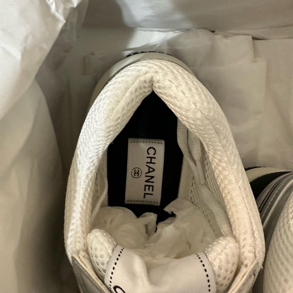 Chanel Men's Silver and White Sneakers - Picture 4 of 9